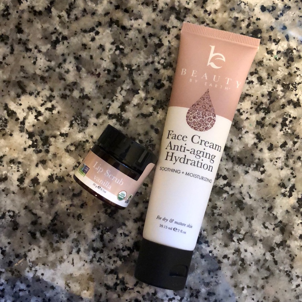 Skincare Combo anti-aging face cream & lip scrip